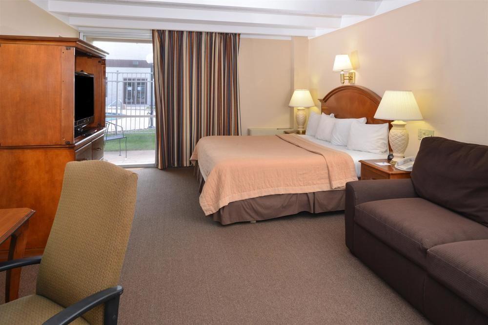 Americas Best Value Inn - Campus View Eau Claire Dış mekan fotoğraf