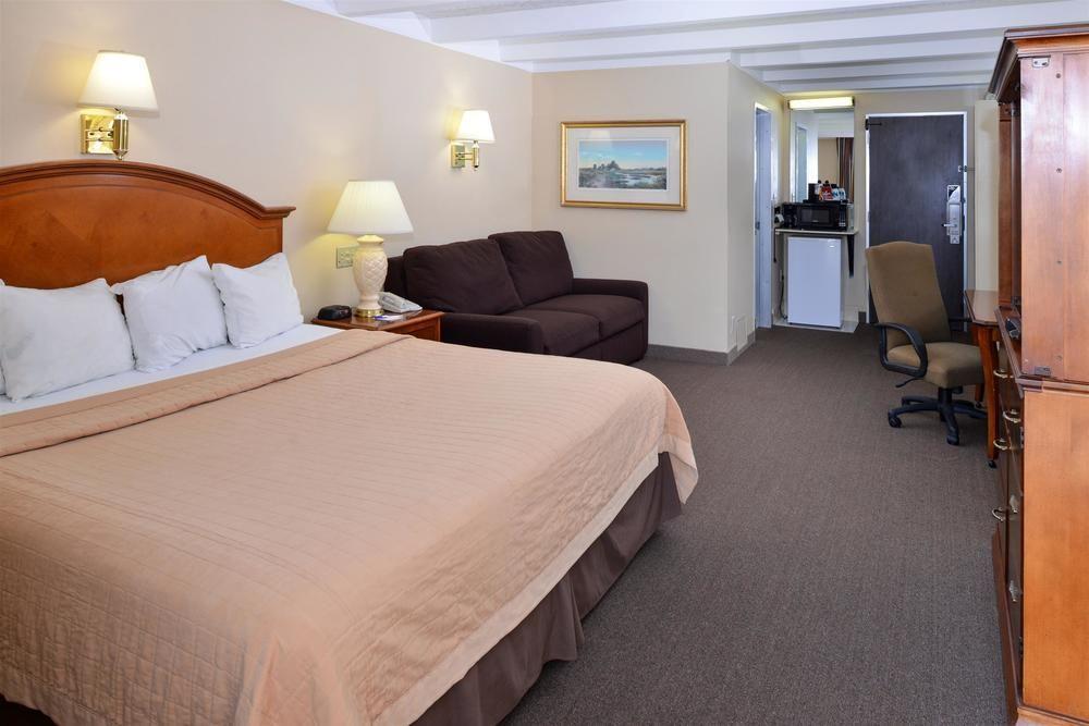 Americas Best Value Inn - Campus View Eau Claire Dış mekan fotoğraf