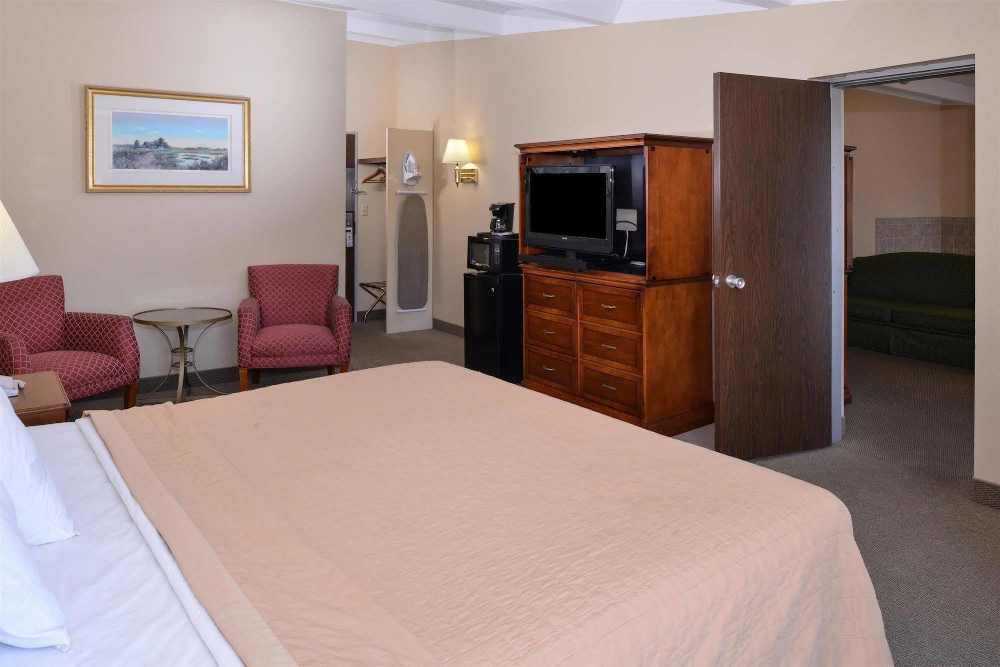 Americas Best Value Inn - Campus View Eau Claire Dış mekan fotoğraf