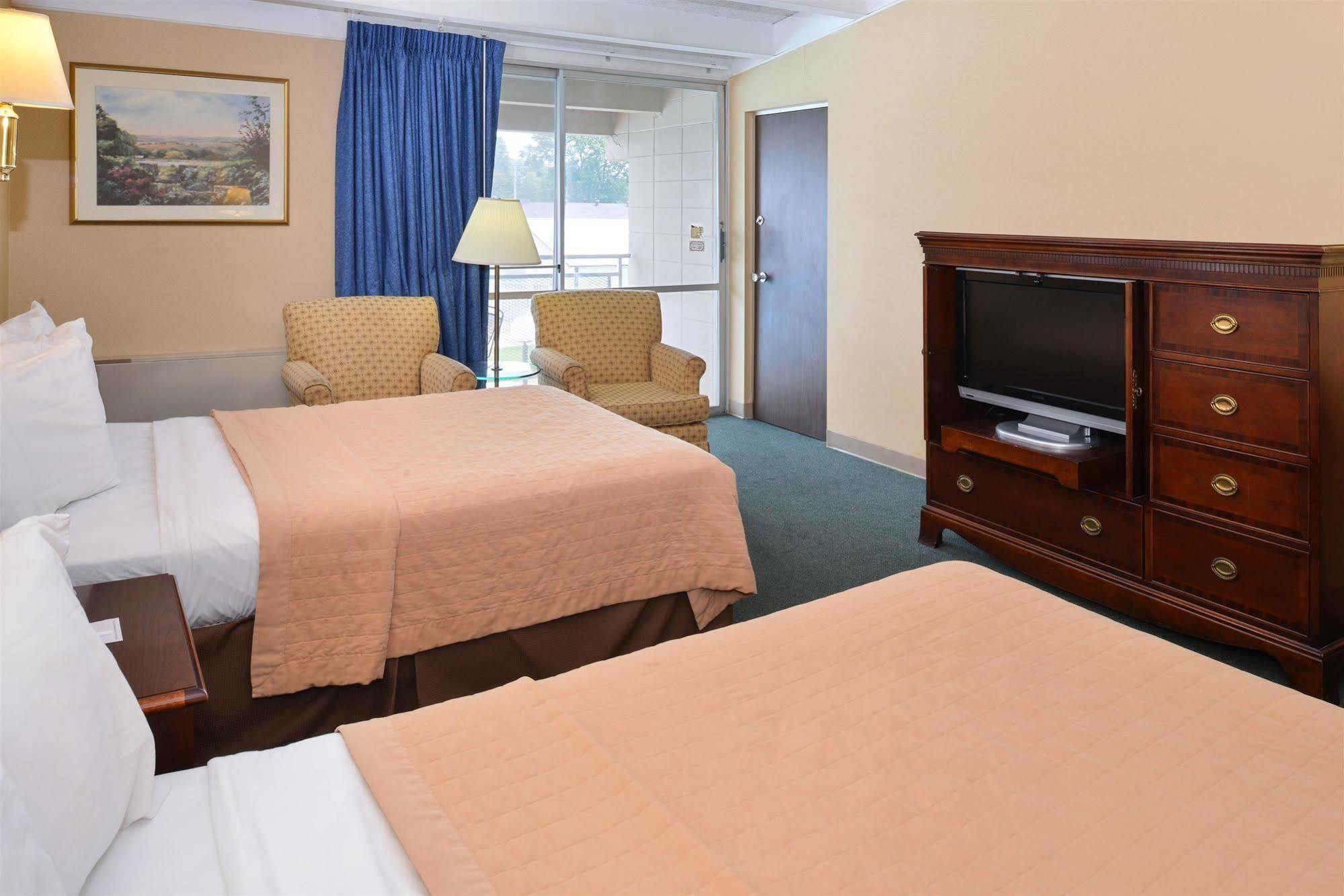 Americas Best Value Inn - Campus View Eau Claire Dış mekan fotoğraf