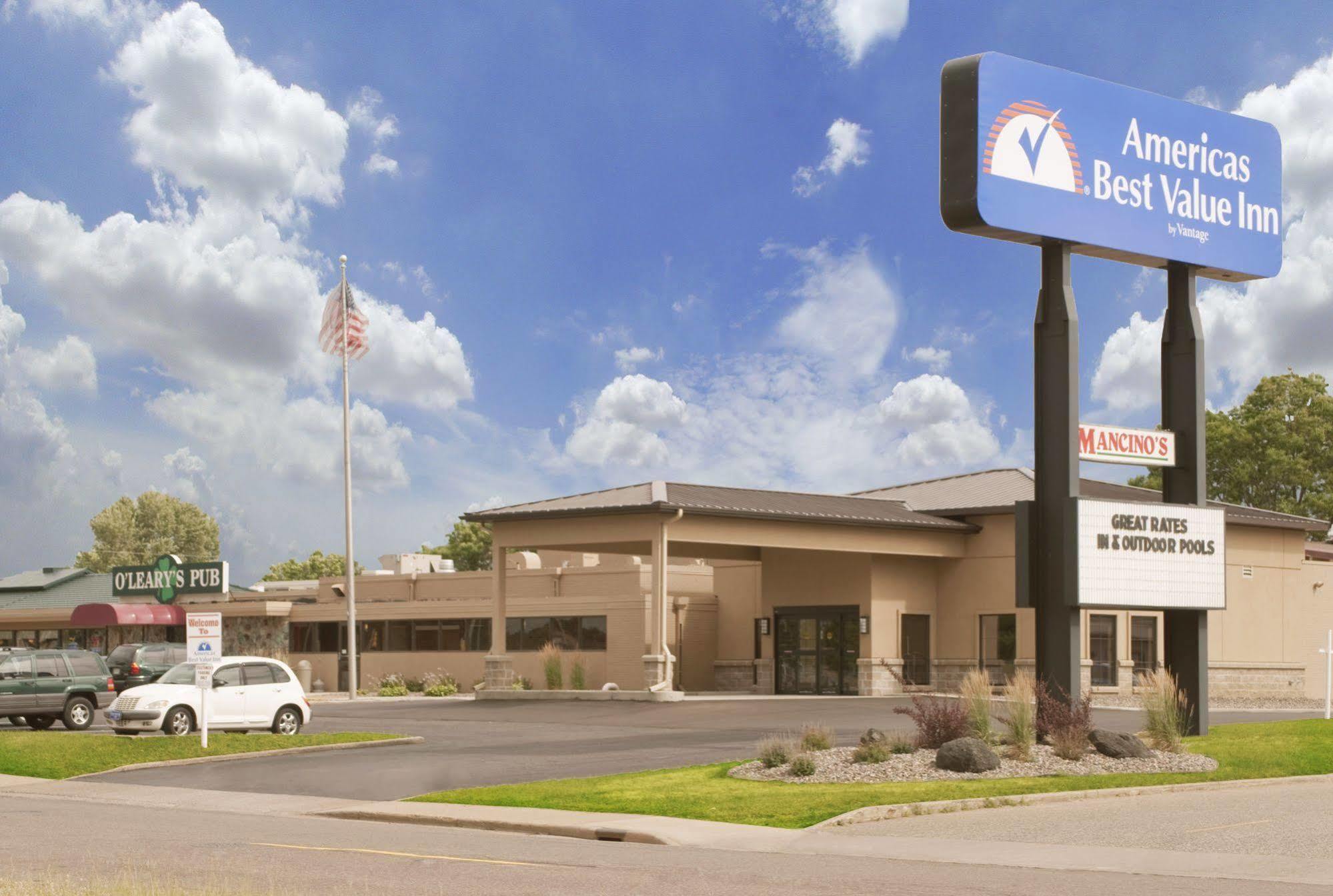 Americas Best Value Inn - Campus View Eau Claire Dış mekan fotoğraf