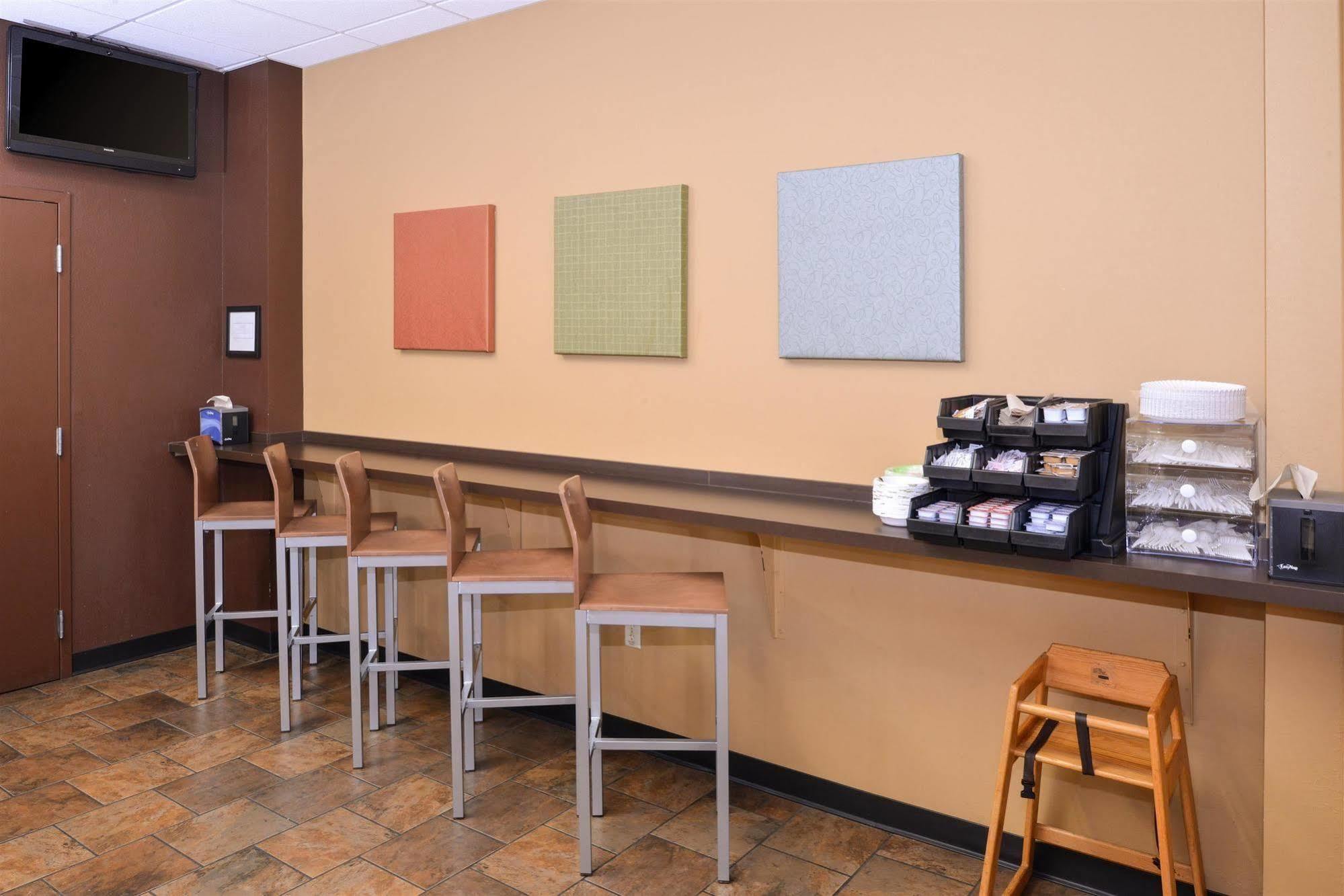 Americas Best Value Inn - Campus View Eau Claire Dış mekan fotoğraf